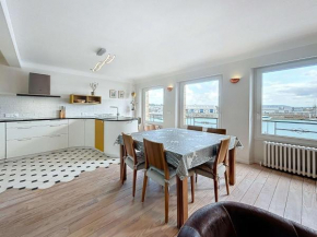 Appartement spacieux au cœur de Granville, 3 chambres, Wi-Fi gratuit, parking inclus - FR-1-361-557